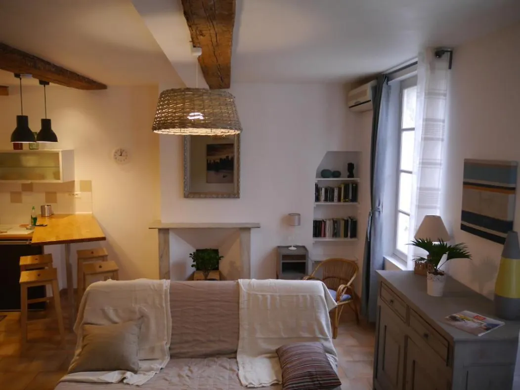 Centre Ville, Confortable appartement 60m2 Avignon