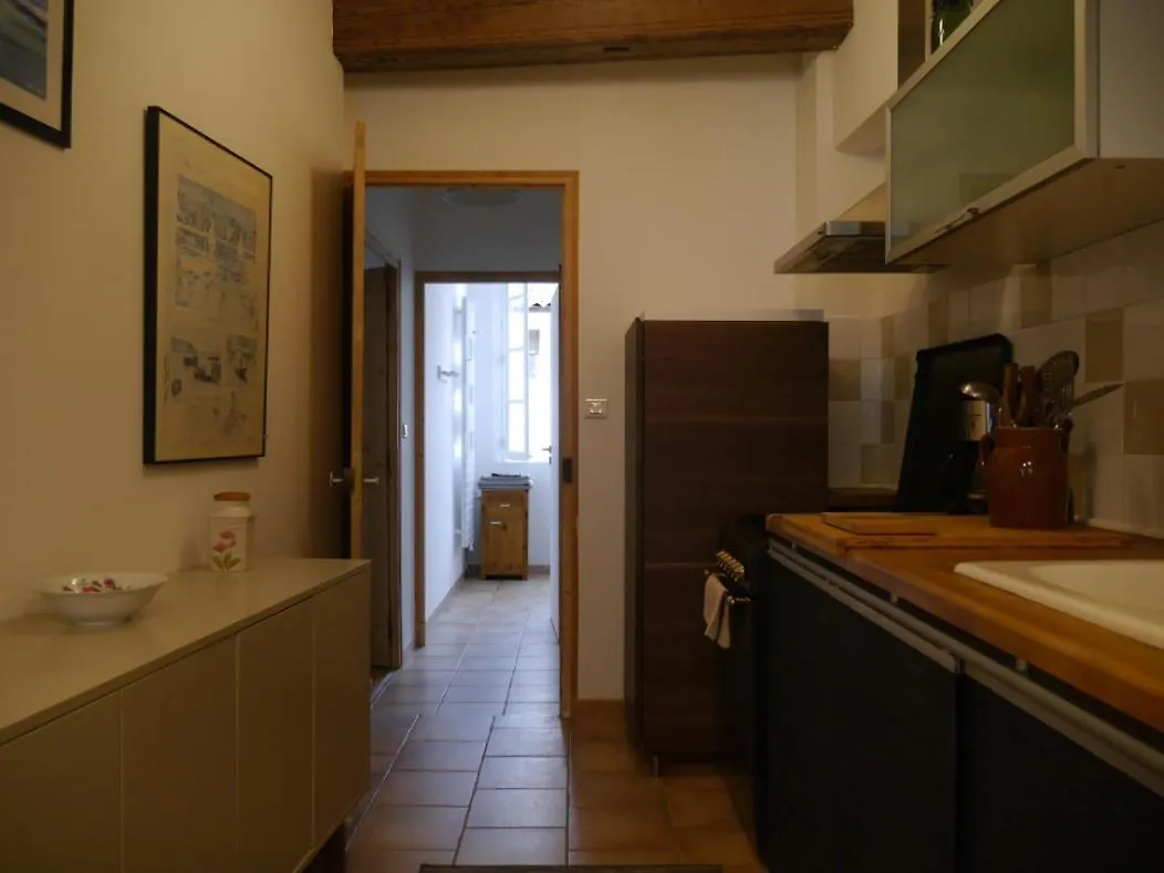 Centre Ville, Confortable appartement 60m2 Avignon