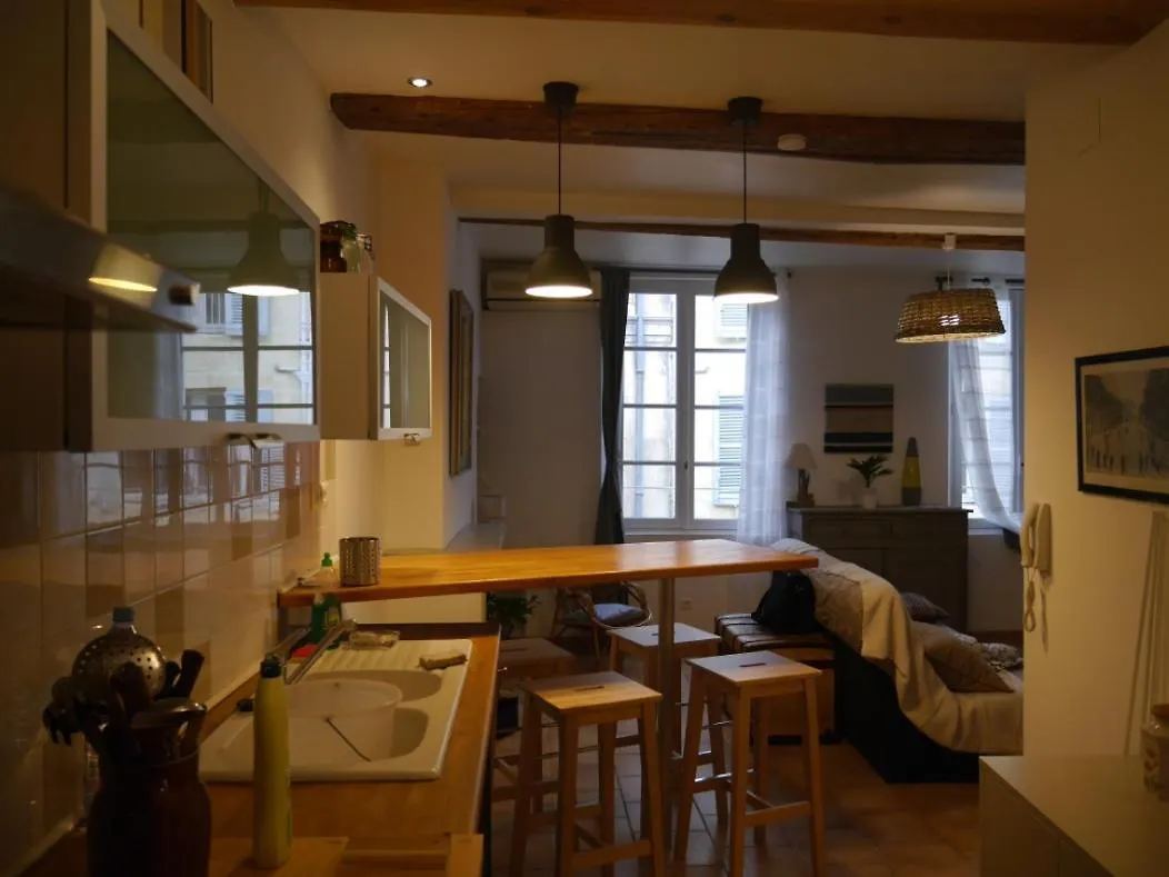 Διαμέρισμα Centre Ville, Confortable Appartement 60M2 Αβινιόν