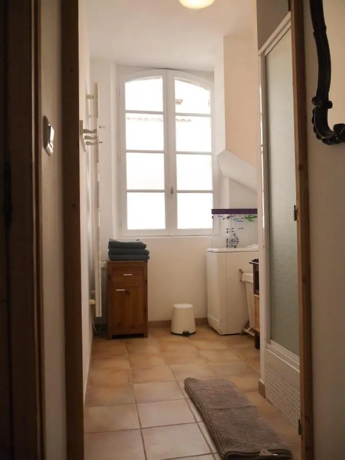 Centre Ville, Confortable Appartement 60M2 Αβινιόν